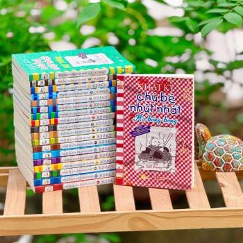 Bộ Sách Nhật Ký Chú Bé Nhút Nhát - Bản Tiếng Việt (19 Cuốn - Hà Giang Books - 5000)