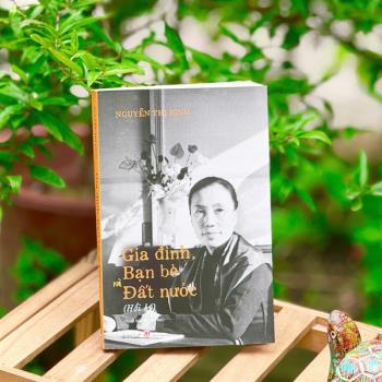 Hồi ký bà Nguyễn Thị Bình - Gia đình, bạn bè và đất nước (Bìa mềm)