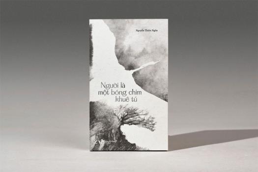 Người là một bóng chim khuê tú