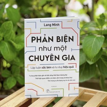 Phản Biện Như Một Chuyên Gia