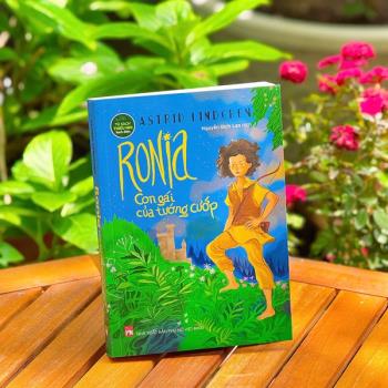 Ronia - Con gái của tướng cướp (NXB Phụ Nữ)