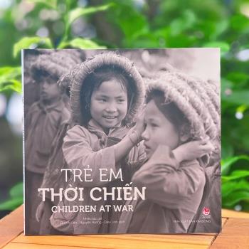 Trẻ em thời chiến - Children at war (Kim Đồng)