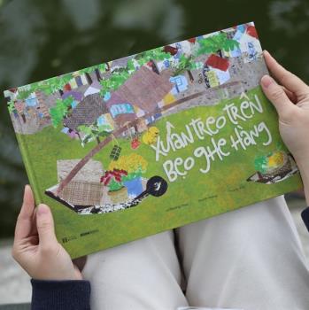 Xuân Treo Trên Bẹo Ghe Hàng